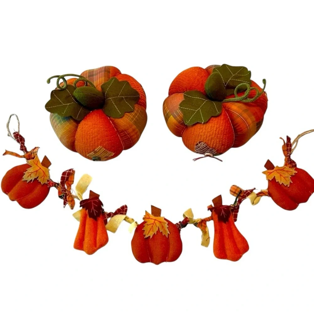 Handcrafted Felt Bundle Swag Patchwork Plaid Stuffed Pumpkins Fall Thanksgiving